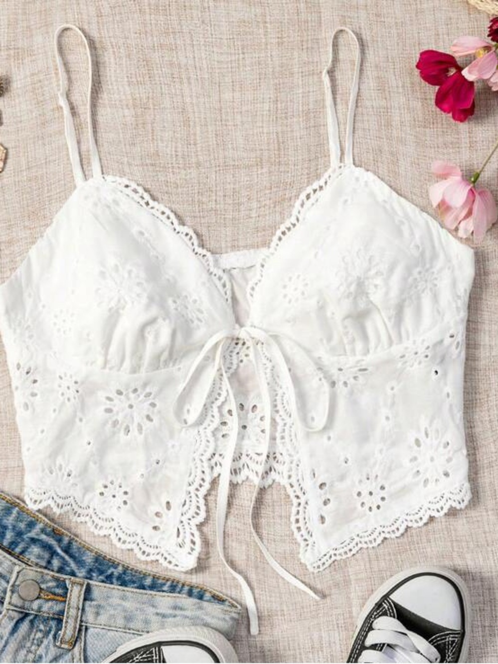 SHEIN White Floral Lace Bralette